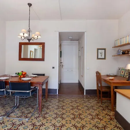 Apartment Plaza *